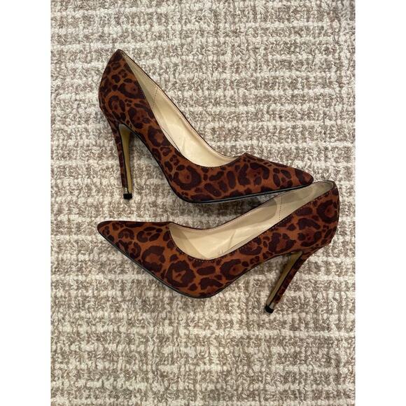 New KARDASHIAN Leopard Print 4” Stilleto Heels Sz 6 - Picture 4 of 6